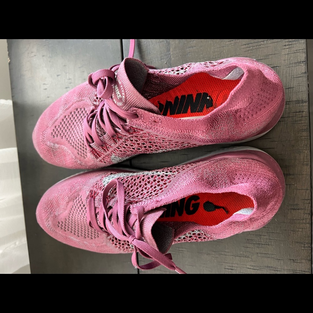 10.5M Nike free RN